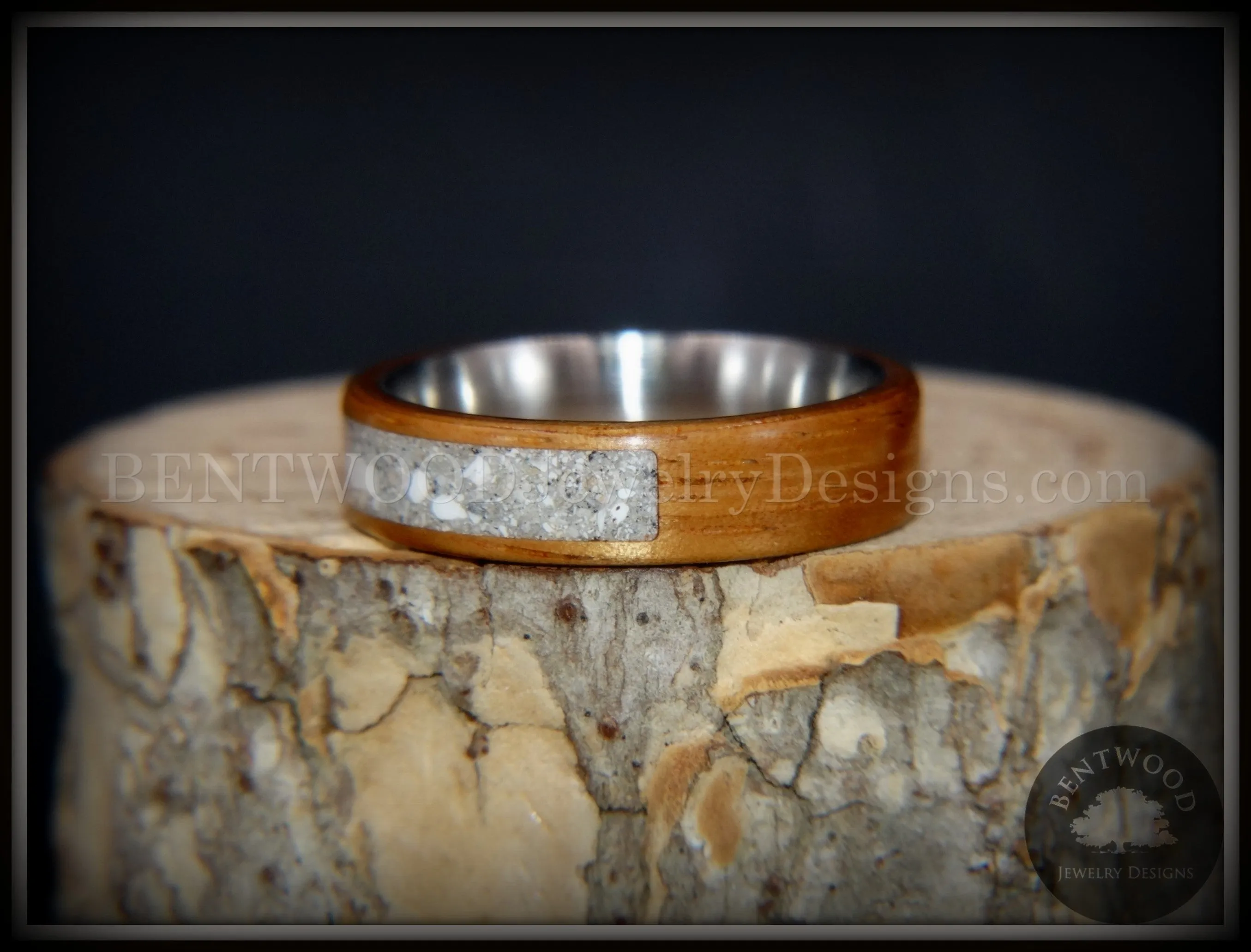 Bentwood Ring - "Pillar" Light Koa Wood Cremation Ash Inlay Titanium Core