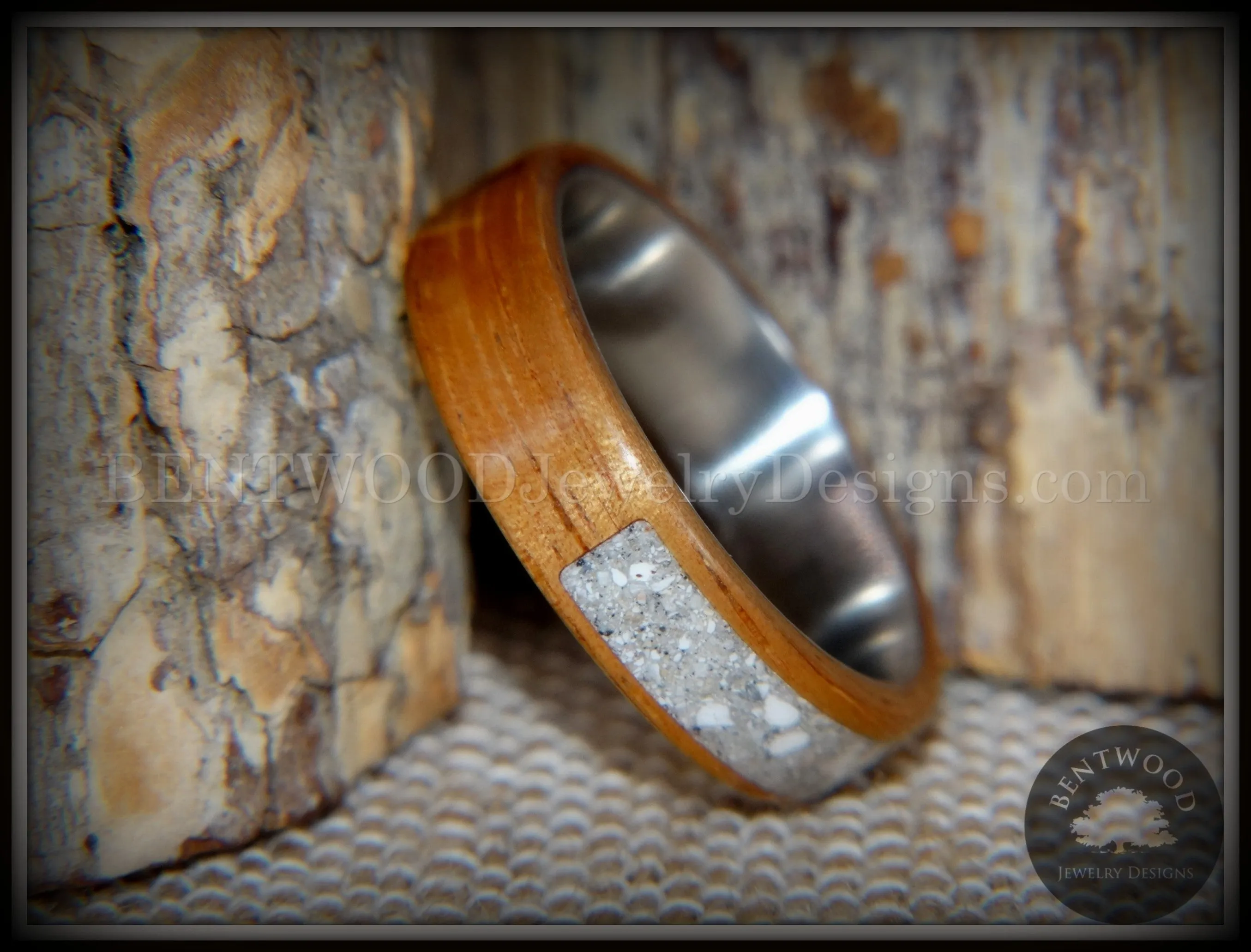 Bentwood Ring - "Pillar" Light Koa Wood Cremation Ash Inlay Titanium Core