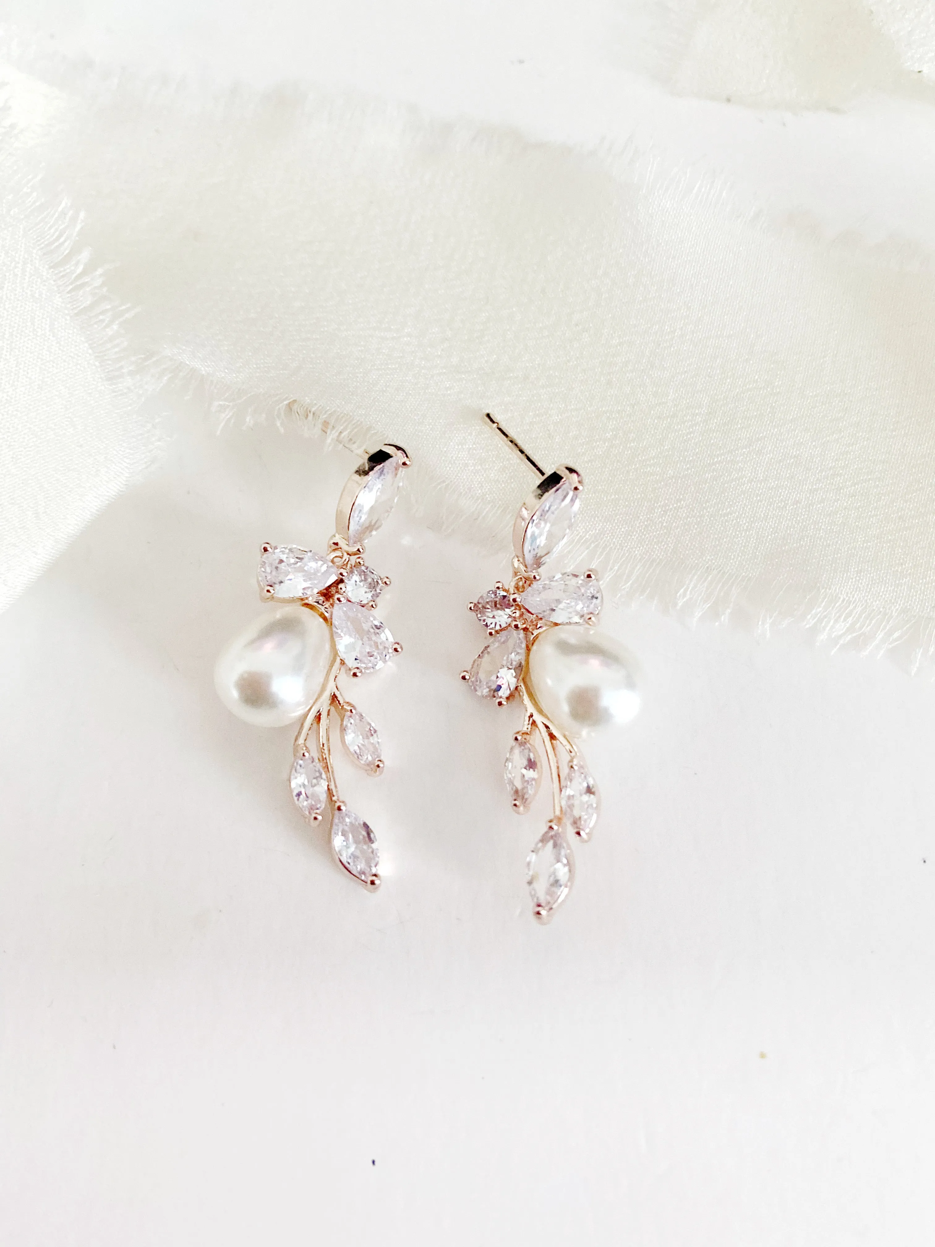 Cannes Pearl Drop Earrings