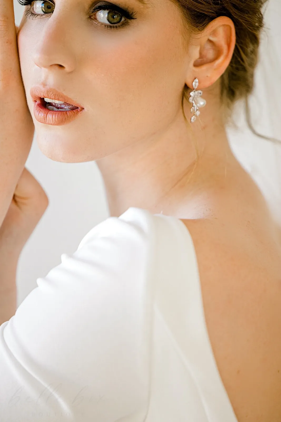 Cannes Pearl Drop Earrings