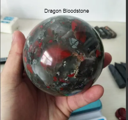 Gemstones - Spheres 40mm All sorted