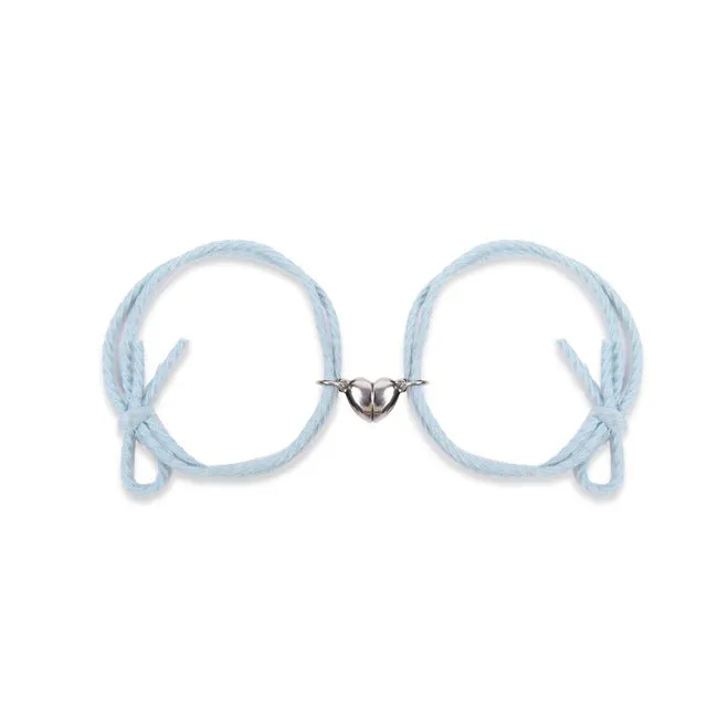 Magnetic Buckle To Attract Student Girlfriends Hand Strap