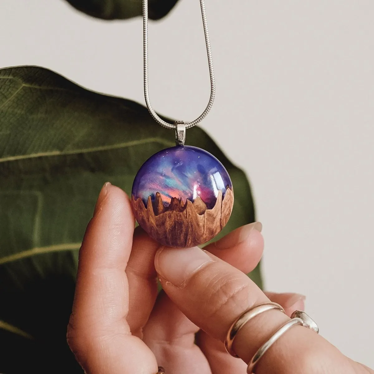 Purple Haze | opal pendant [round]