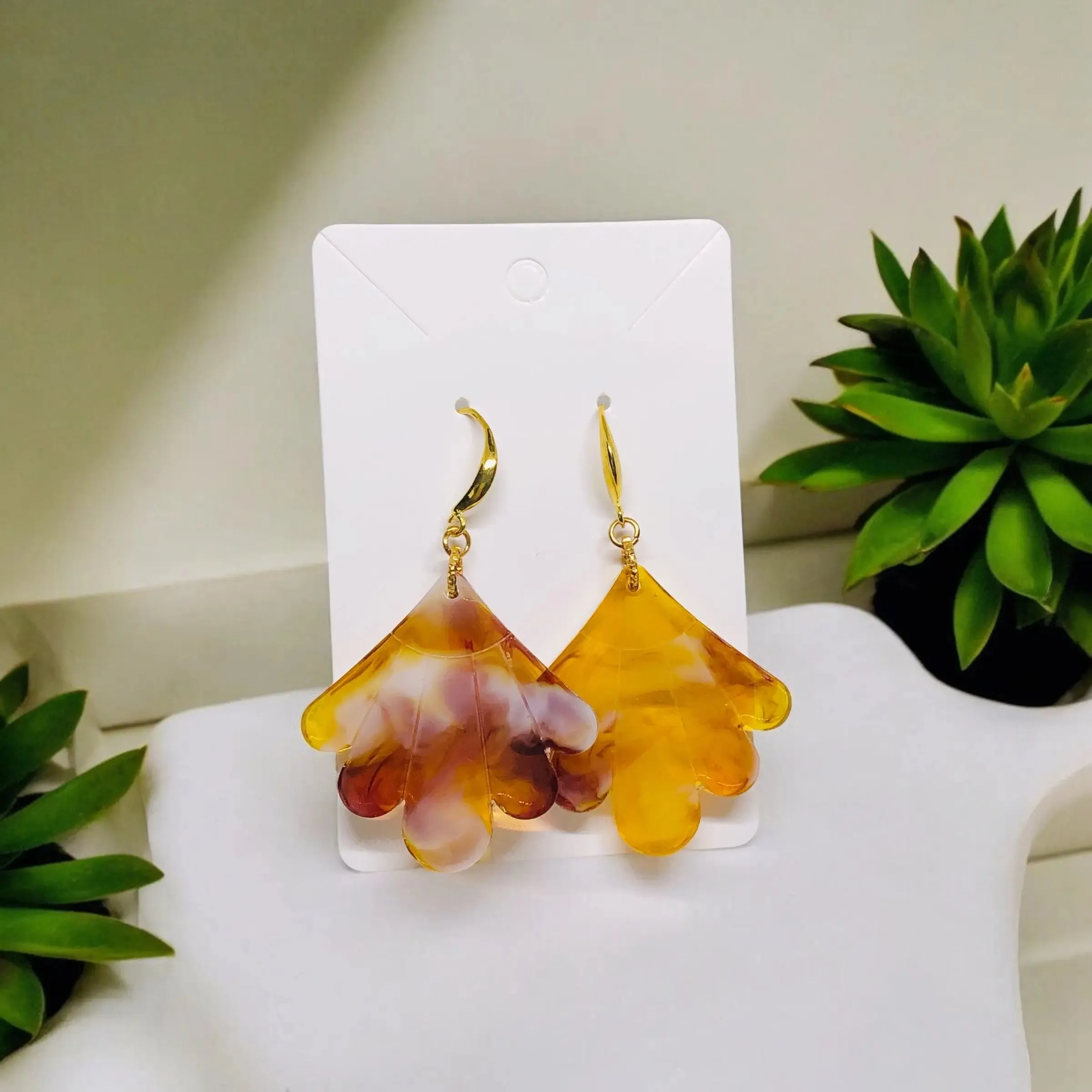 Sunset Shell Drops